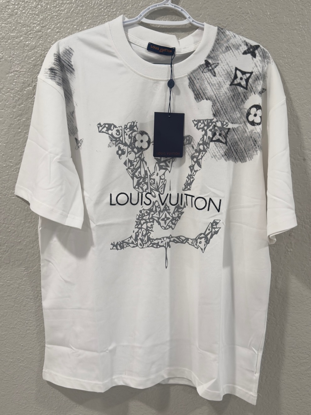 Louis Vuitton White Short-Sleeve T-Shirt with Gray Monogram LV